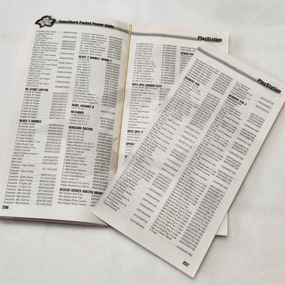 GameShark Pocket Power Guide 10th Edition  Prima's Authorized Guide - Picture 3 of 4